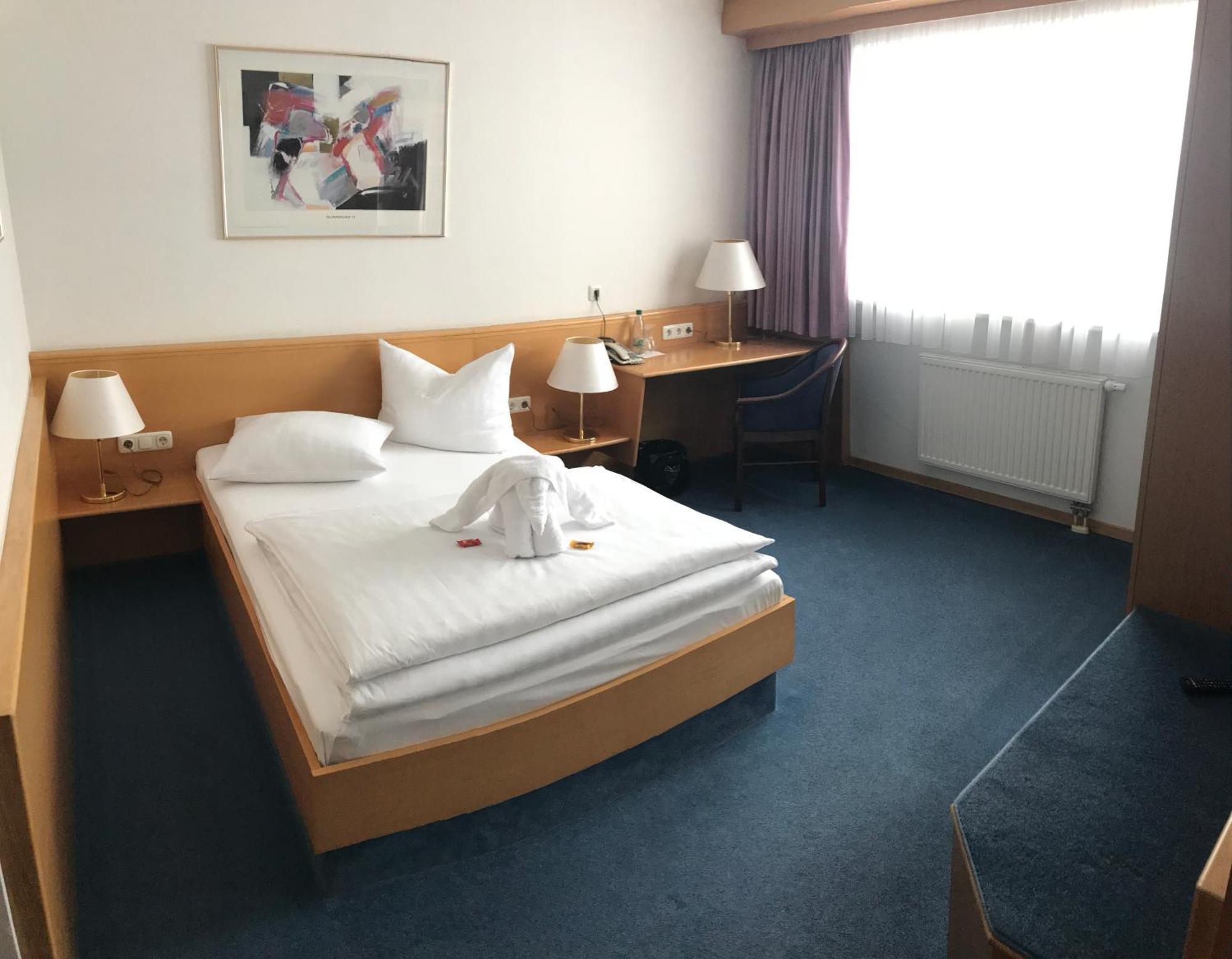 Hotel Bavaria Brehna Kültér fotó