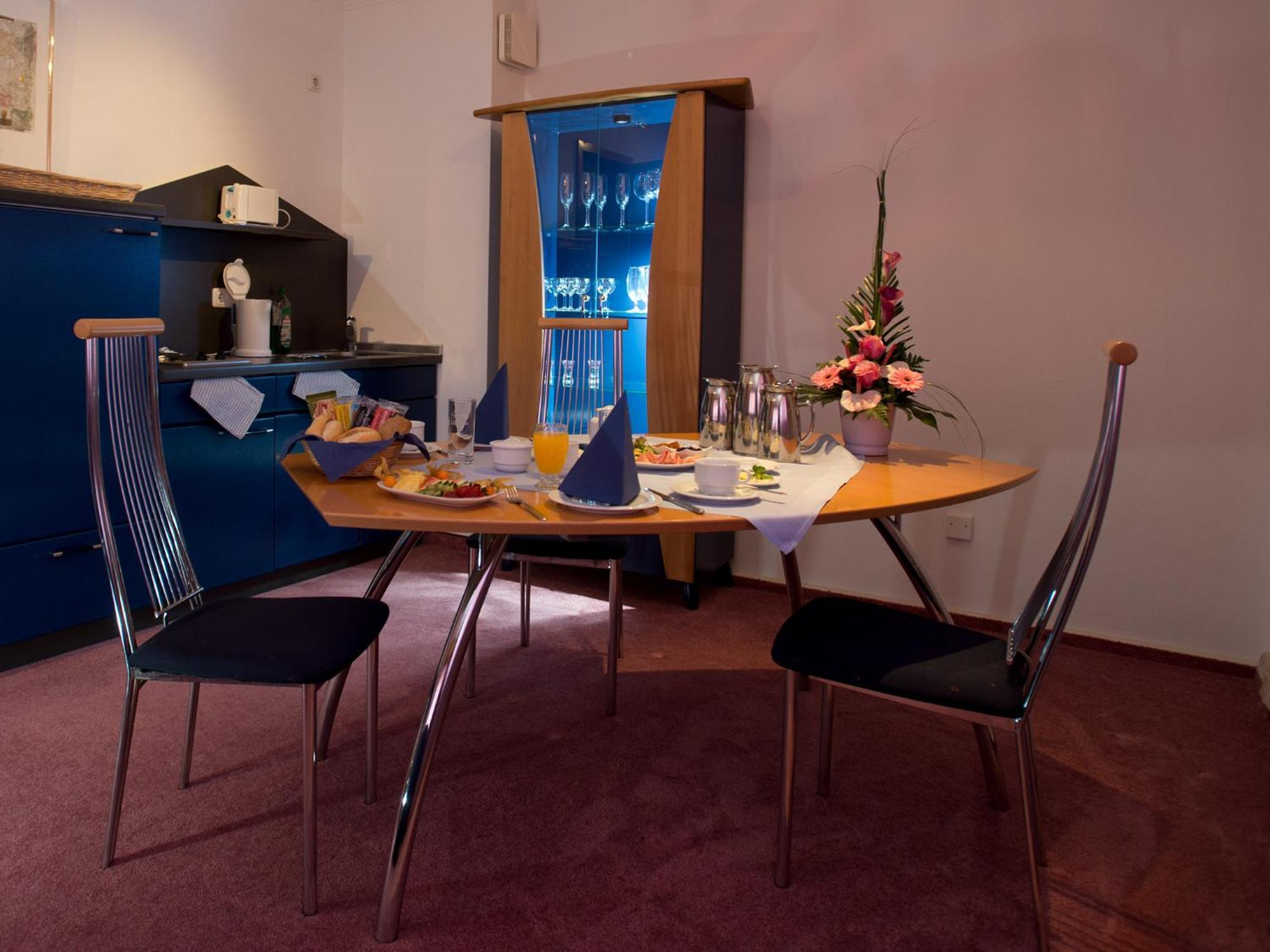 Hotel Bavaria Brehna Kültér fotó